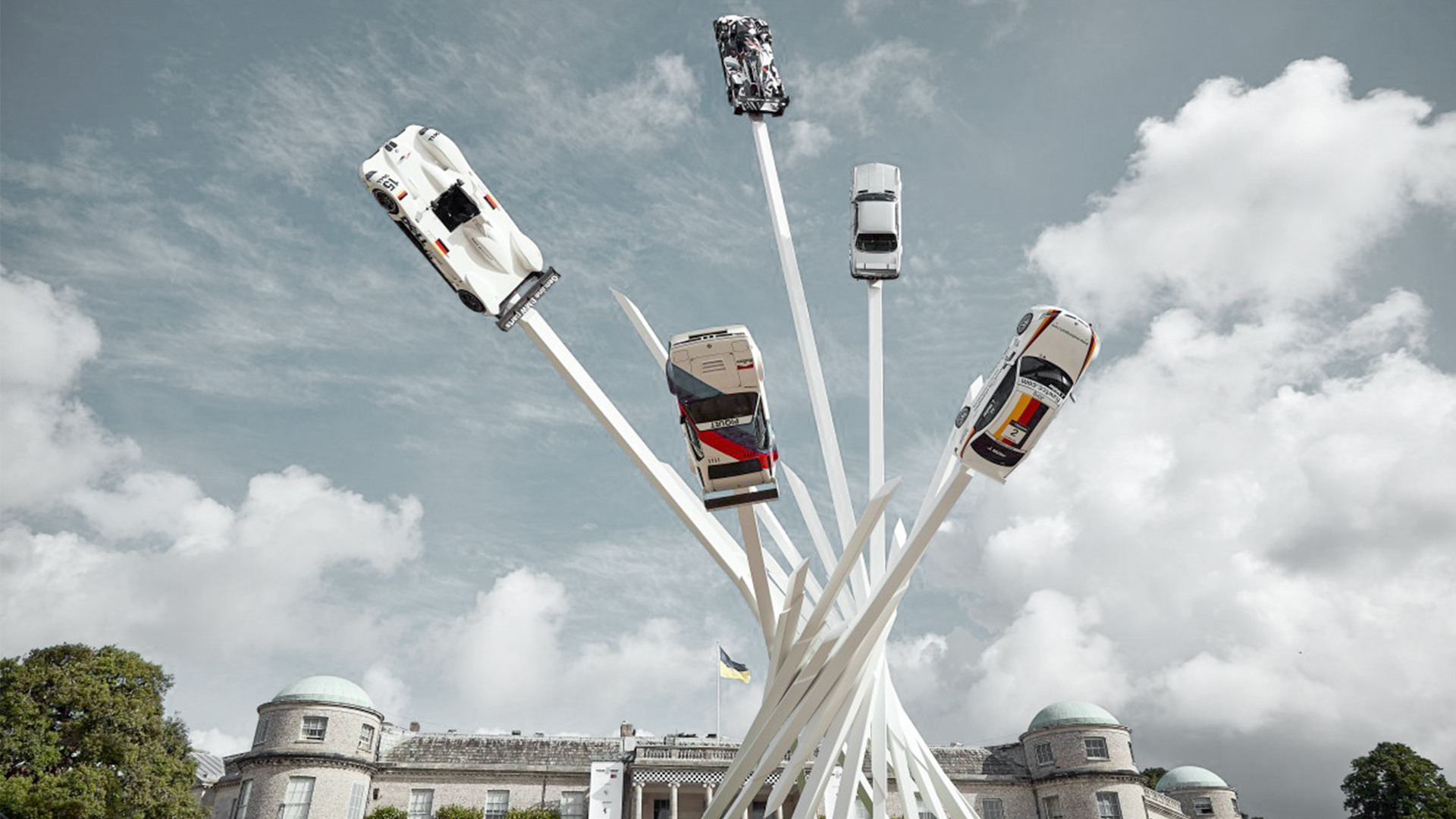 Festival_Of_Speed_BMW_Gallery_Outdoor_1